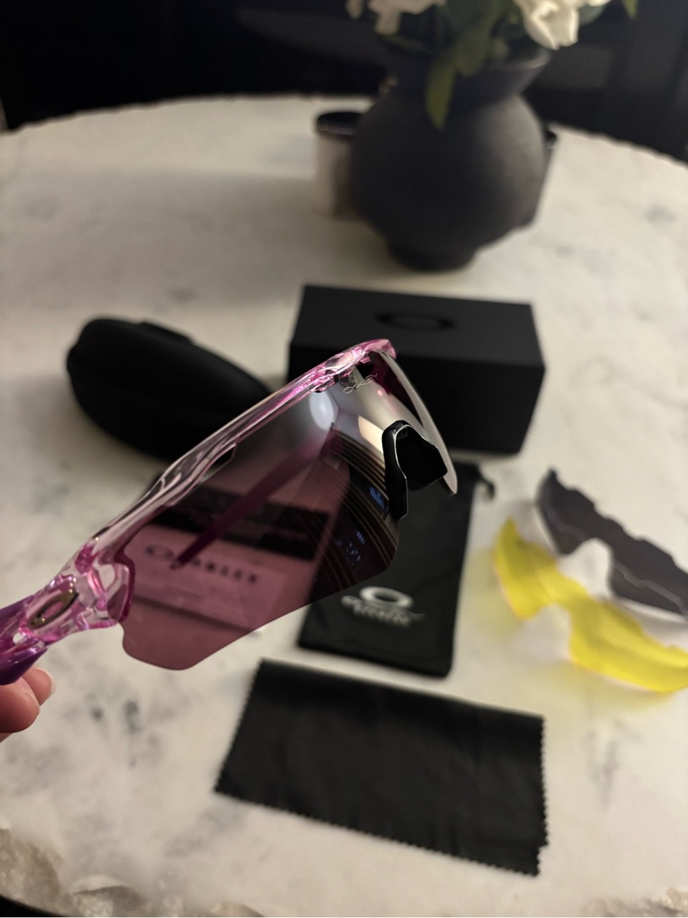 Oakley RADAR PATH Sunglasses with 3 Replacement lens - Picture 6 of 7